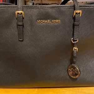 Michael Kors tote